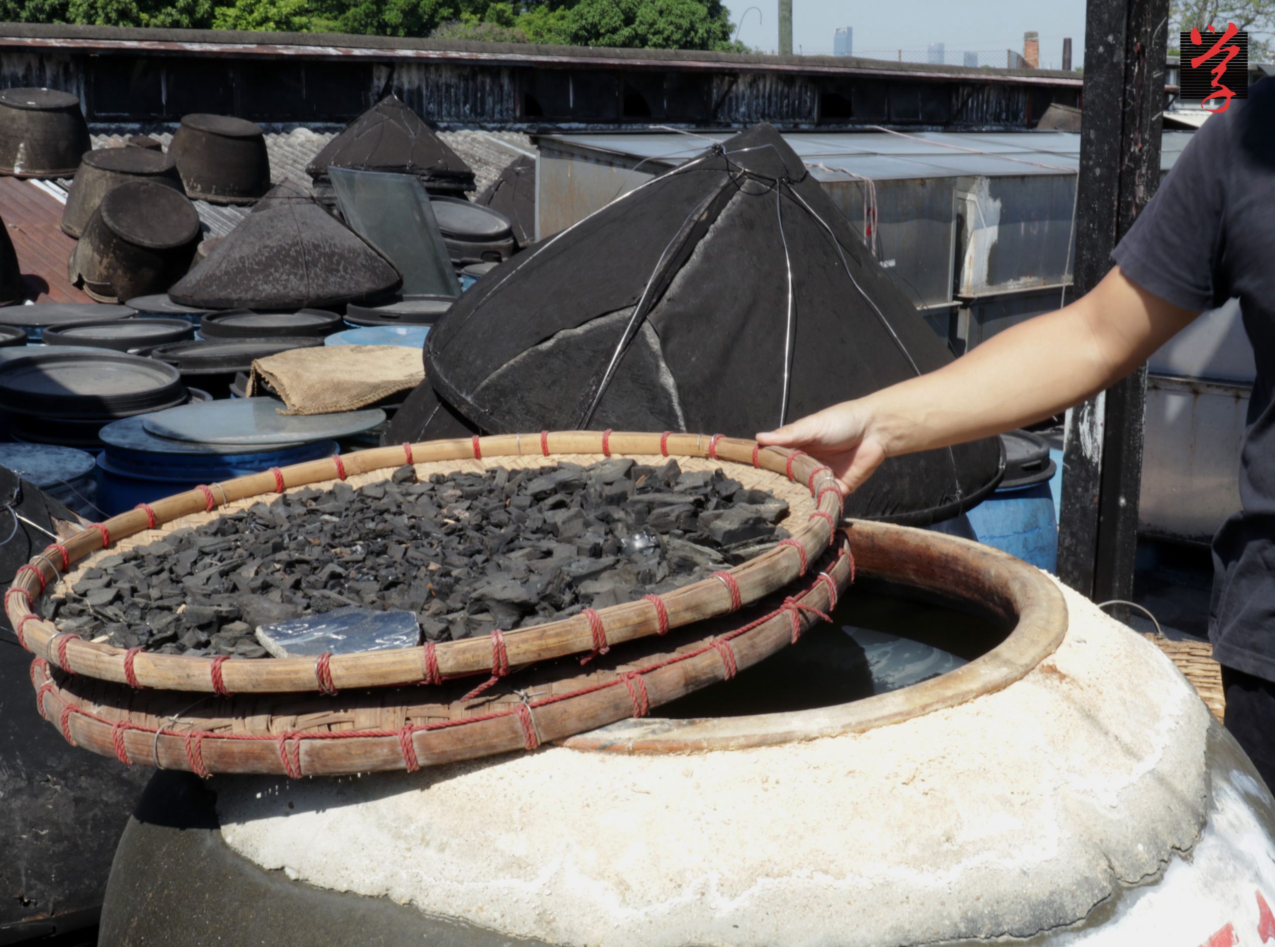 豉油 天然生曬豉油 瓦缸 醬缸 上水古洞 悅和醬園 本地醬園 香港製造 本土工業