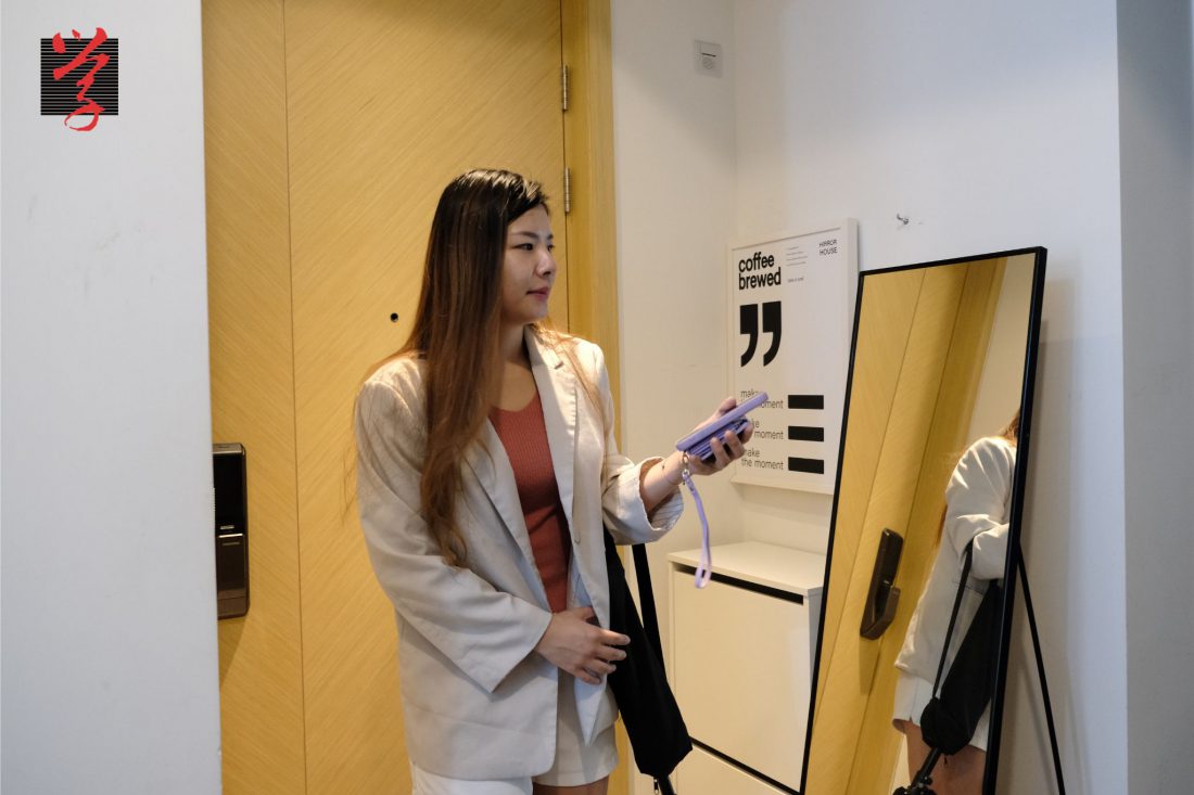 Ubeat 大學線 撤辣 香港樓市 置業 内地客 買樓 地產經紀Gina 成交量 小紅書宣傳 拍攝短視頻 拍攝VR實境畫面 西營盤翰林峰